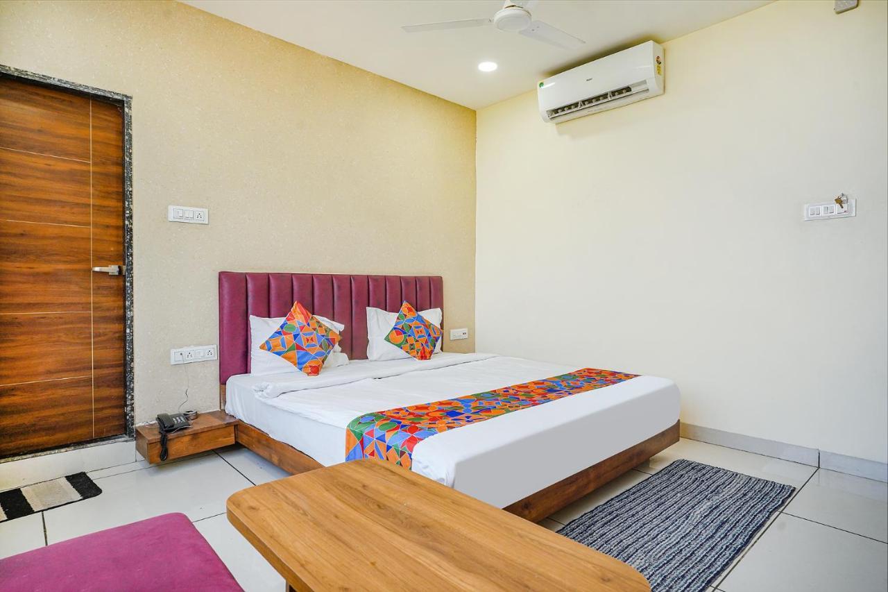 Fabhotel Sukh Vilas Indore Buitenkant foto
