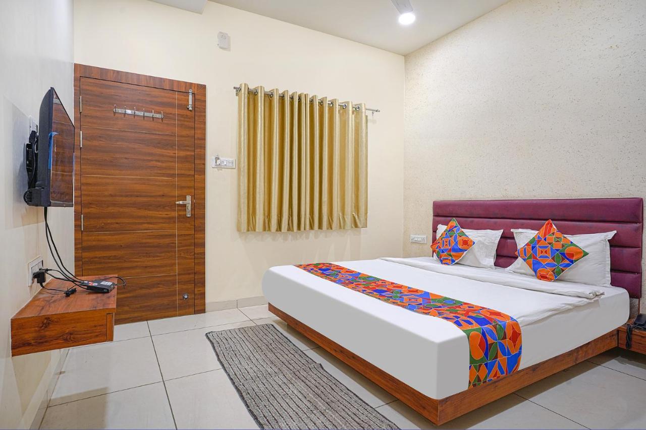 Fabhotel Sukh Vilas Indore Buitenkant foto